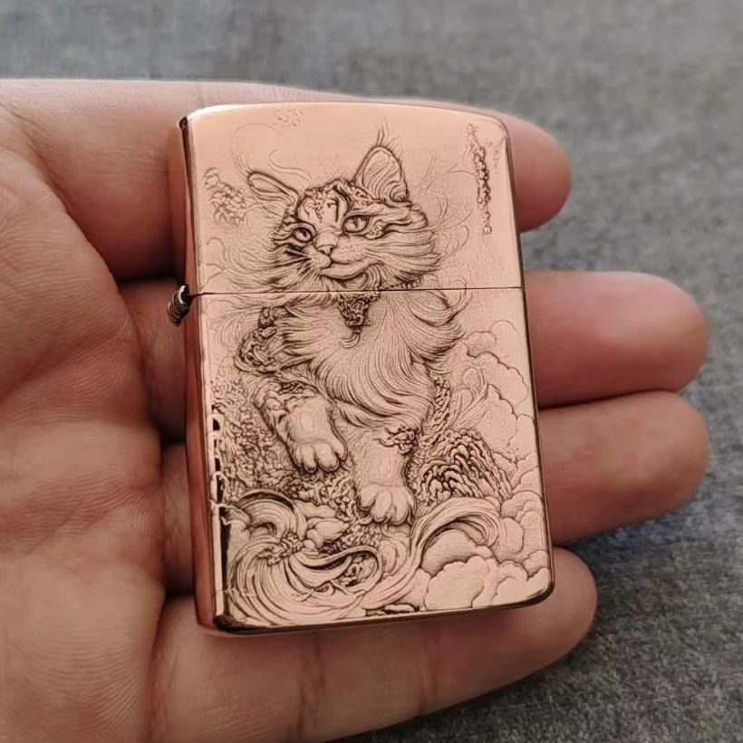 Vintage Collectible Lighters - Pemantik Minyak Tembaga Merah Bermotif Kucing
