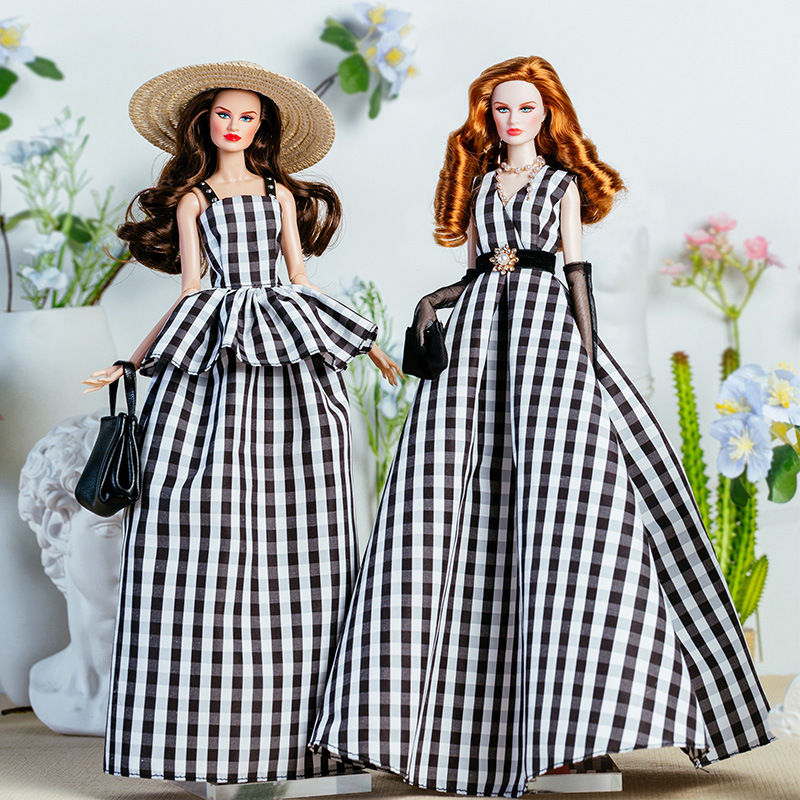 Vintage Collectible And Vintage Dolls - Setelan Pakaian Boneka Supermodel 32Cm Set