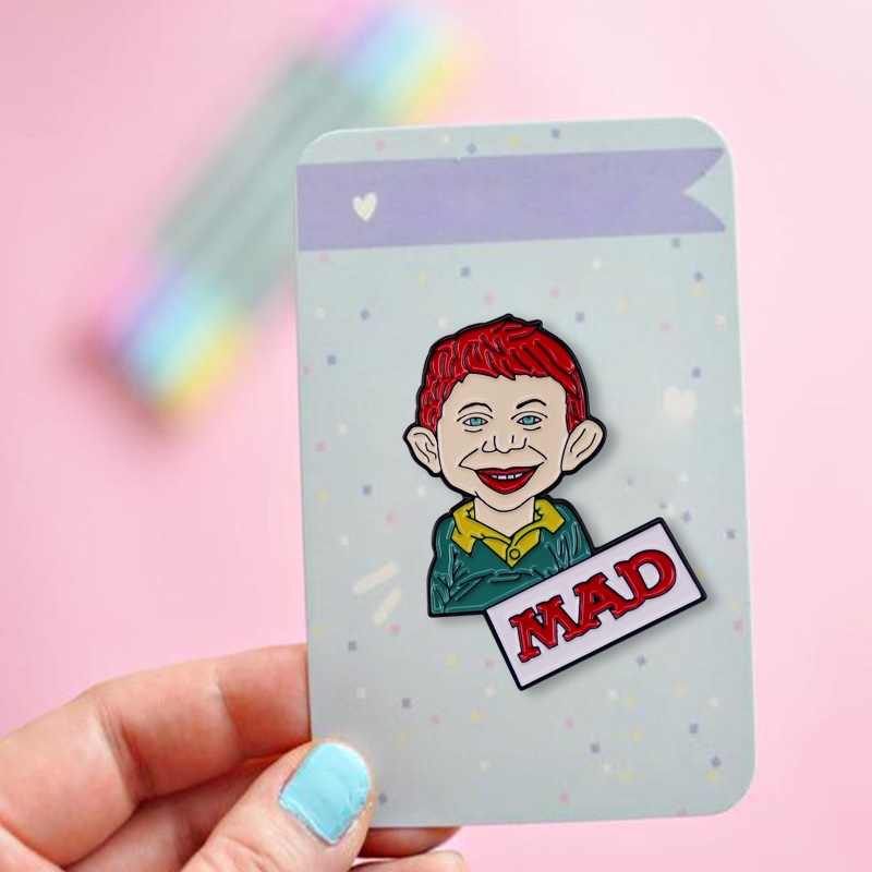 Majalah Gila Alfred E. Neuman  - Vintage Collectible Pins ulasan dan harga
